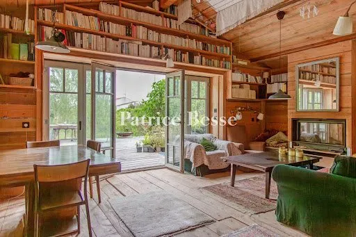 Maison 5 pièces 250 m²