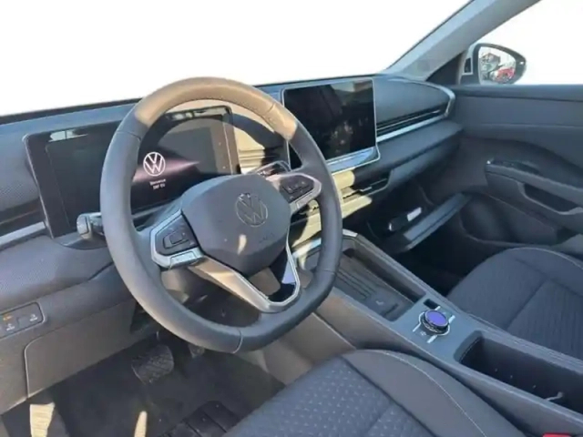 Volkswagen T-Roc fl nouveau nf 1.5 etsi hybrid 116ch d — photo 9