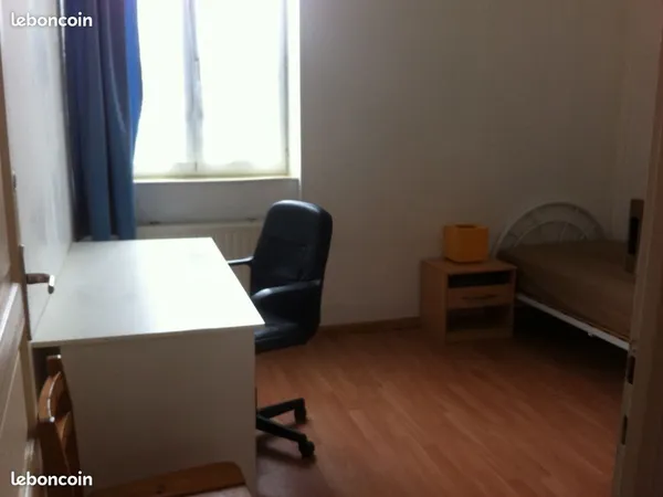 Chambre 11 m2 au 1er étage Croix - Lille