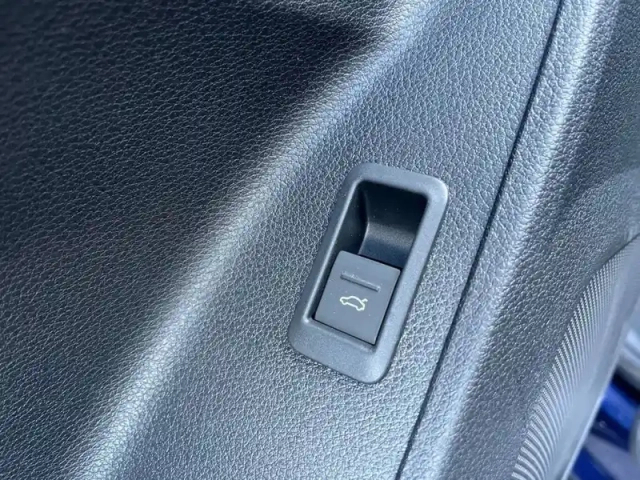 Audi Q3 sportback 35 tfsi 150 ch s tronic 7 — photo 28