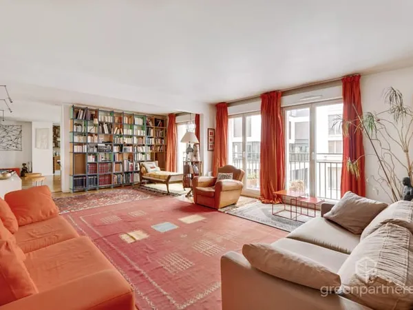 Appartement 6P 158 m² - RUE CHRISTIANI PARIS 18e