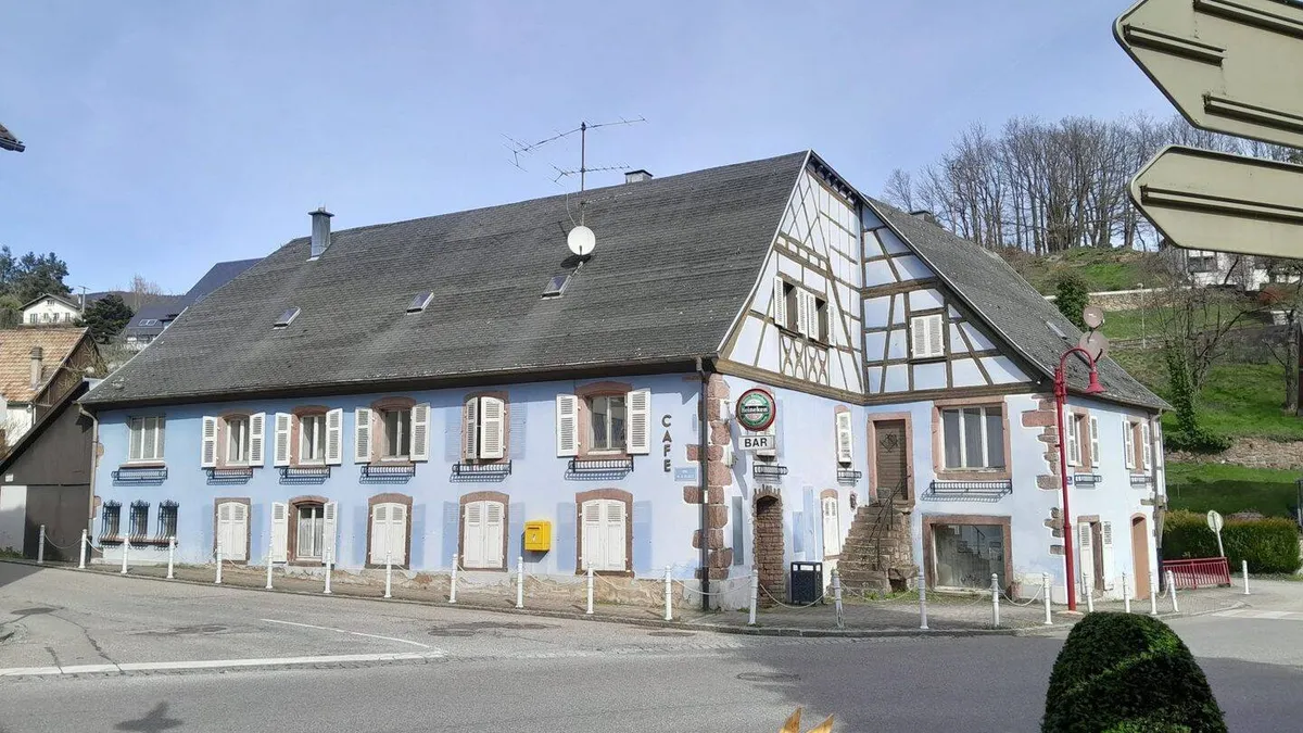 Photo 1