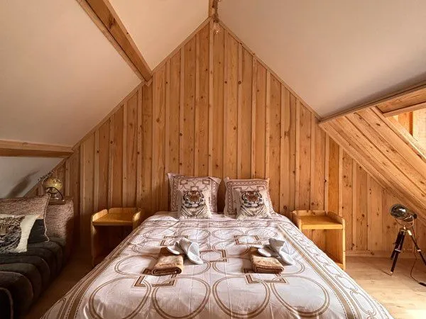 🏠 Maison T3 de charme refaite à neuf - Location meublée à l'année (Centre bourg)
