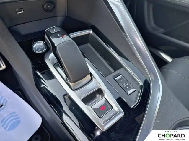 Peugeot 3008 hybrid 225 e-eat8 — photo 38