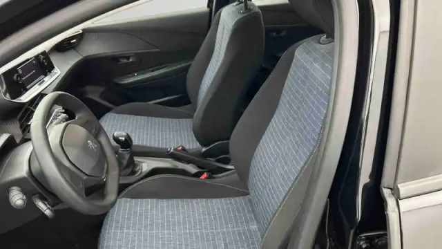 Peugeot 208 puretech 75 s&amp;s bvm5 — photo 71