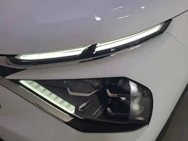 Citroën C4 puretech 130 s&amp;s bvm6 — photo 78