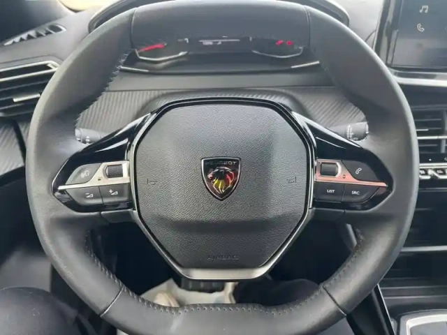 Peugeot 2008 puretech 100 s&amp;s bvm6 — photo 34