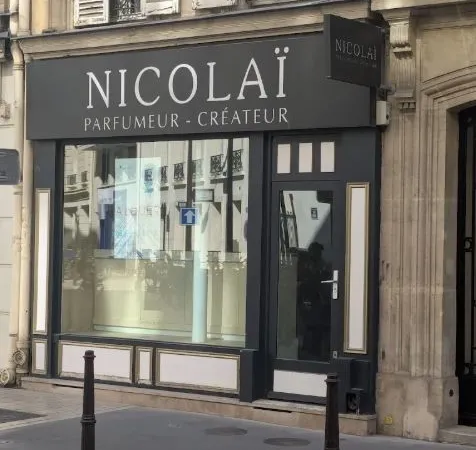 Local commercial 32 m² NEUILLY SUR SEINE
