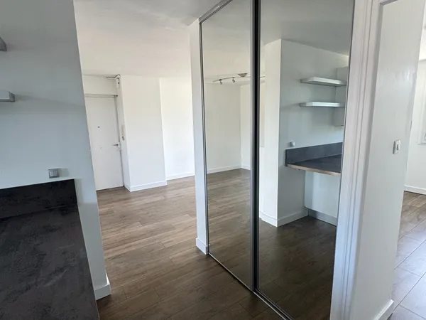 Loue appartement 77m² Charbonnières-les-Bains