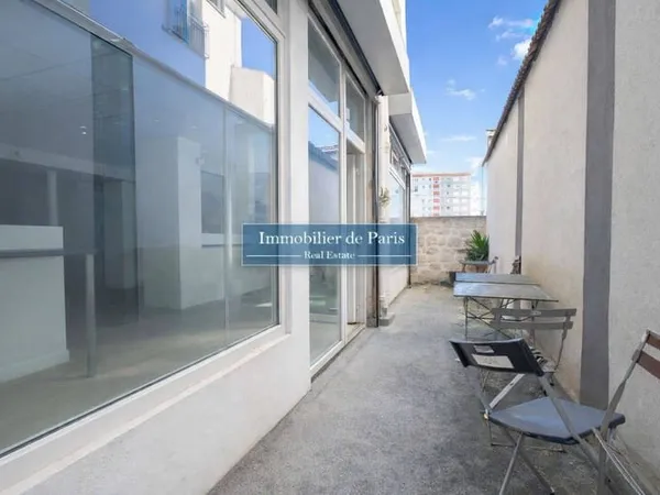 Local commercial 209 m²