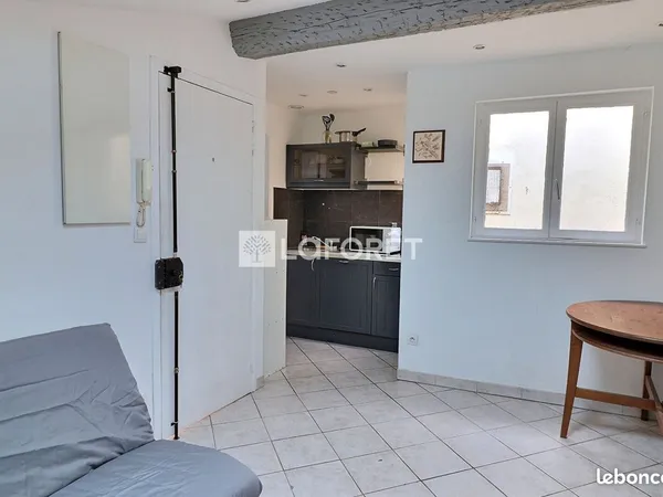 Studio 1 pièce 15 m²