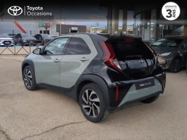 Toyota Aygo X 1.0 vvt-i 72ch design my24 — photo 2