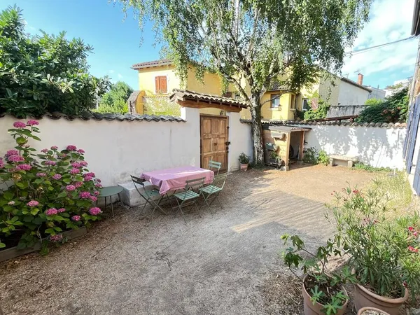 Maison 5 pièces 140 m²