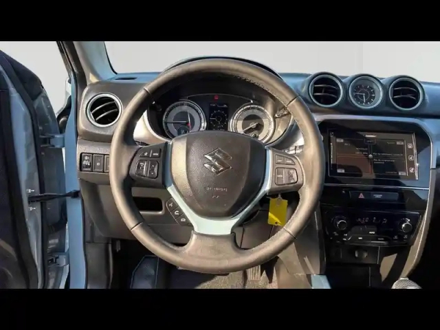 Suzuki Vitara 1.0 boosterjet 111ch privilège — photo 12
