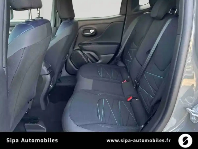 Jeep Renegade 1.3 turbo t4 240 ch phev at6 4xe eawd — photo 13