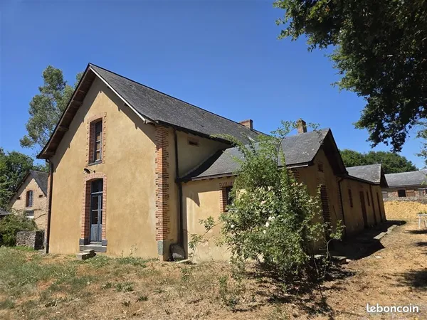 Maison 220m2 à 1.5km de Challain la Potherie
