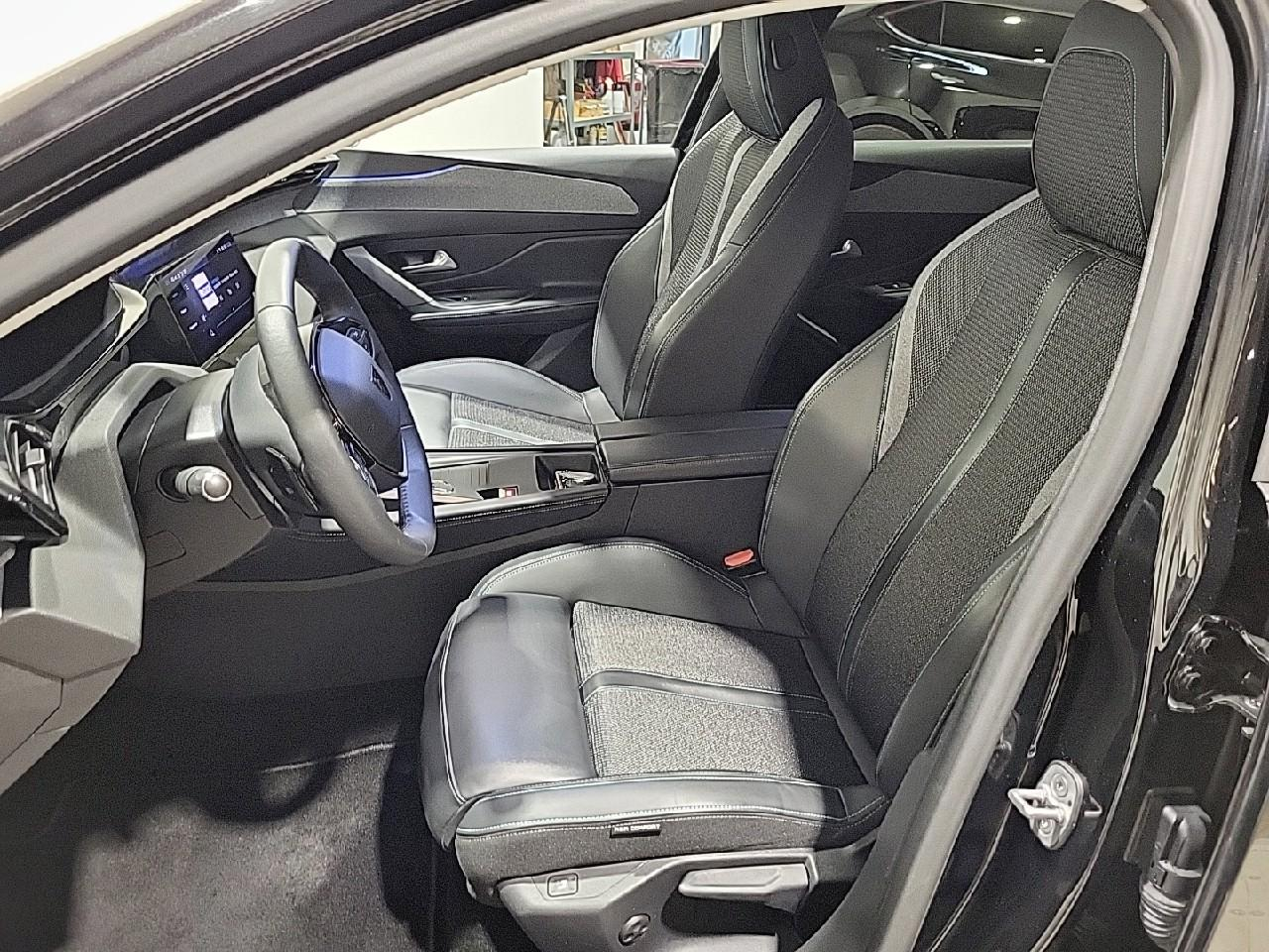 Peugeot 308 phev 180 e-eat8 allure pack — photo 10