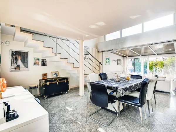 Maison 6 pièces 200 m²