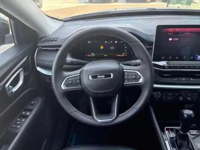 Jeep Compass 1.3 turbo t4 190ch phev 4xe limited at6 eawd — photo 14