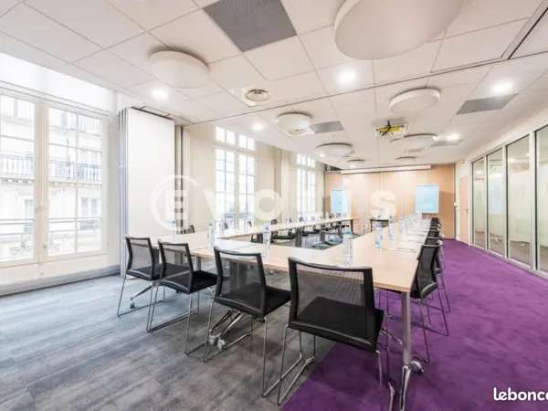 Bureau 114 m²