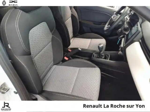 Renault Clio 1.5 blue dci 100ch evolution — photo 5