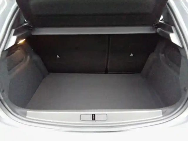 Peugeot 208 hybrid 110 ch e-dcs6 — photo 6