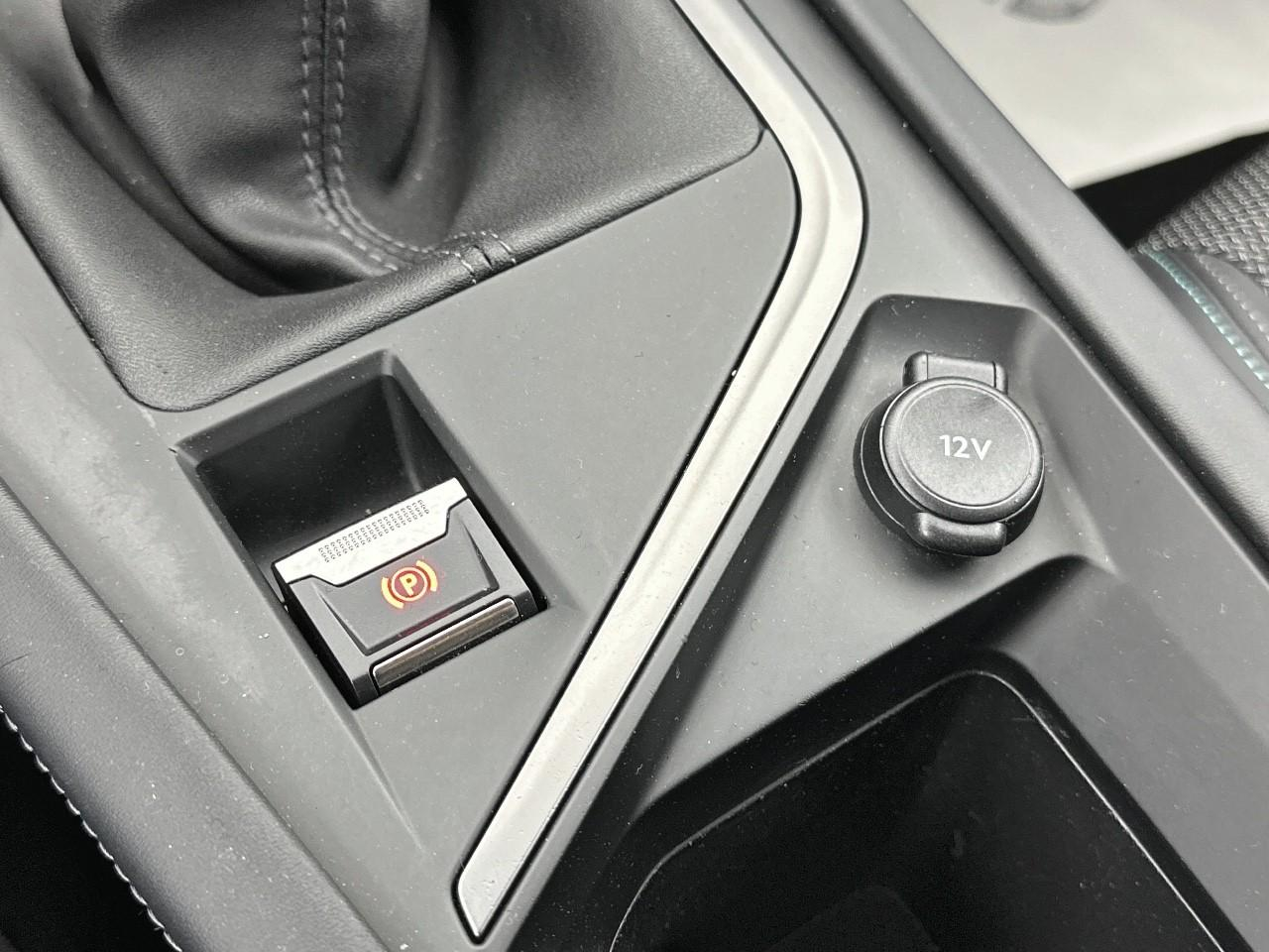Peugeot 308 puretech 130ch s&s bvm6 allure — photo 30