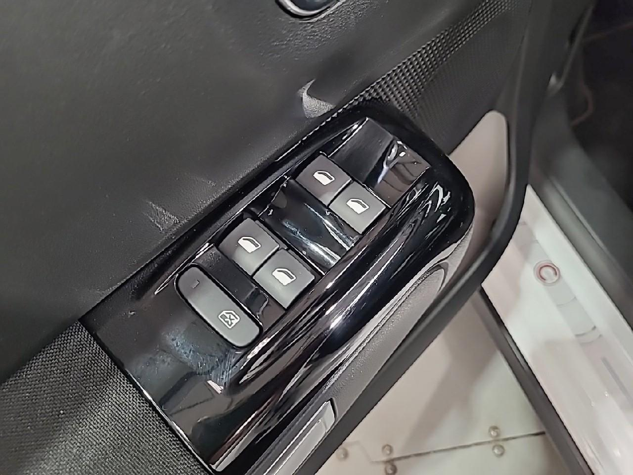 Citroën C3 puretech 83 s&s bvm5 c-series — photo 20