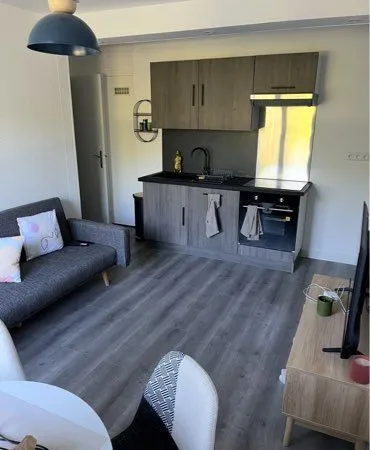 Appartement 3 chambres, 10 minutes du centre ville