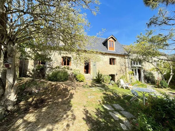 Maison 10 pièces 200 m²