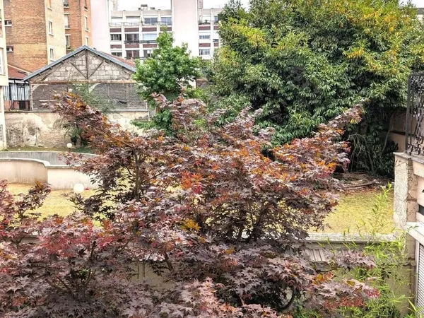 2 pièces de 42 m² avec cave