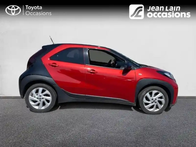 Toyota Aygo X 1.0 vvt-i 72 — photo 4