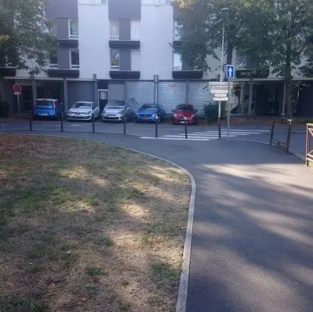 Local commercial 120m2 en angle