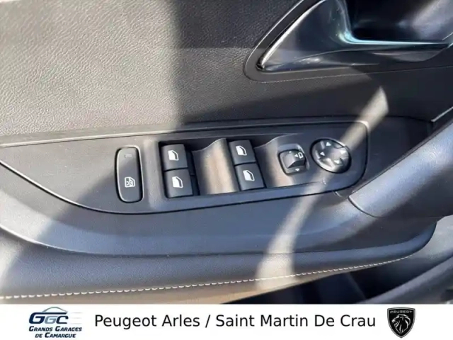 Peugeot 2008 100 s&amp;s bvm6 — photo 12