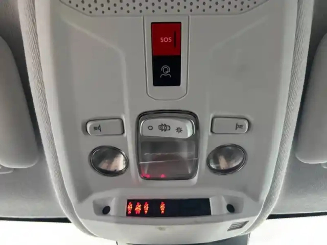 Peugeot 208 puretech 100 s&amp;s bvm6 — photo 48