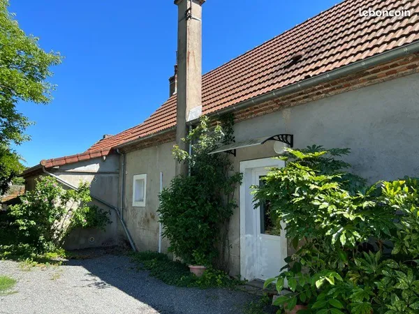 Longère en 2 logements à saint aubin sur Loire un terrain à bâtir affaire à saisir