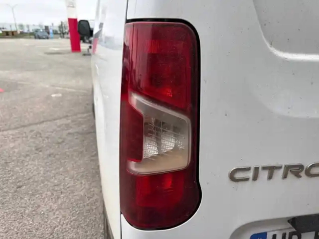 Citroën Berlingo van taille xl 950kg bluehdi 130 s&amp;s bvm6 — photo 17