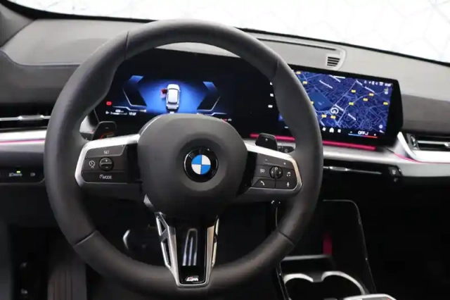 Bmw X1 xdrive 25e 245ch dkg7 — photo 11
