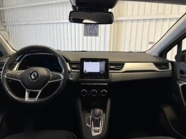 Renault Captur e-tech plug-in 160 — photo 31