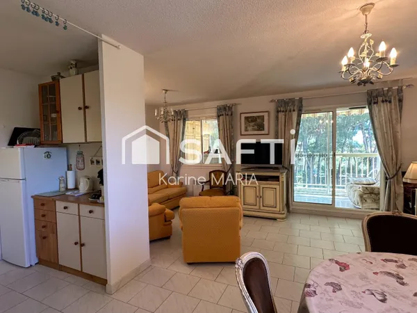 83140 - SIX FOURS LES PLAGES - La Coudoulière - T2 de 46 m2 avec terrasse, garage, cave