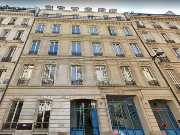 Location Bureau Paris 75008