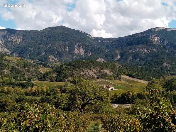 Cabanon et 2 habitats légers Drôme