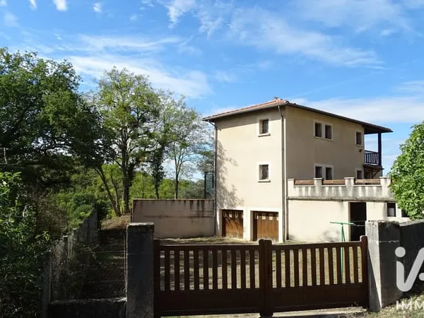 Maison 5 pièces 147 m²