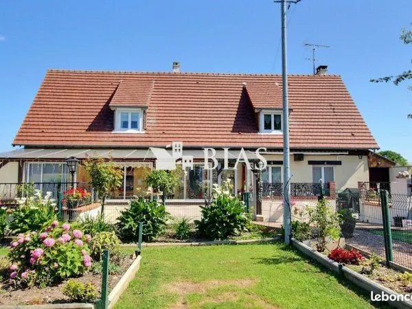 Maison 6 pièces 165 m²