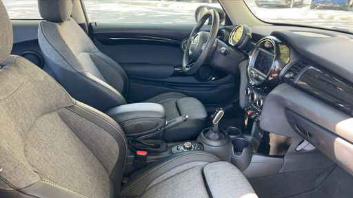 Mini Mini 1.5 Cooper 136 BVA - Edition Greenwhich – 2020 – 22287 km – Essence – Boîte Automatique — photo 8