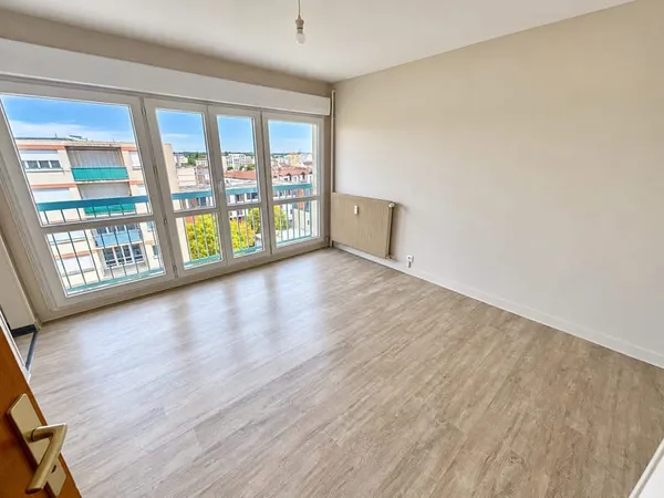 Appartement type 1 bis de 25.58 m2, Parking et Ascenseur