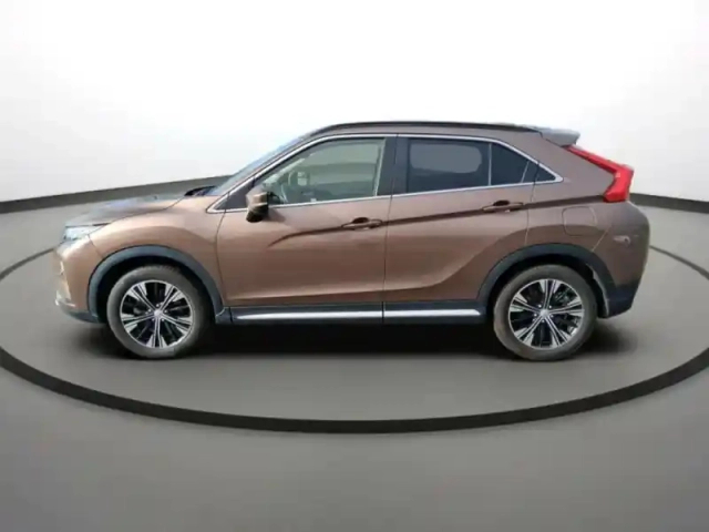 Mitsubishi Eclipse cross 1.5 mivec 163ch instyle 2wd cvt — photo 3