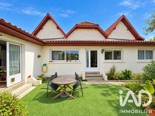Maison 7 pièces 142 m²