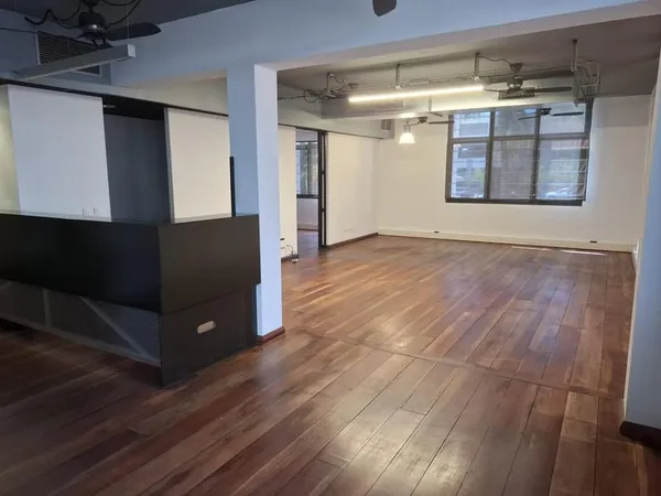 Bureaux 204m² Quartier d'affaires Savannah