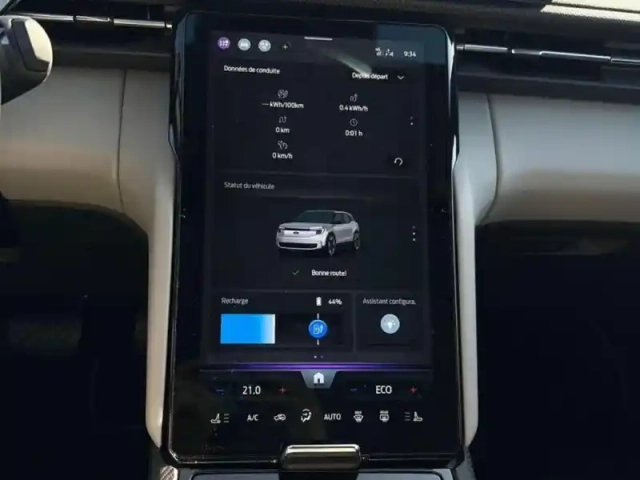 Ford Explorer 286ch extended range 77kwh pack premium rwd — photo 13
